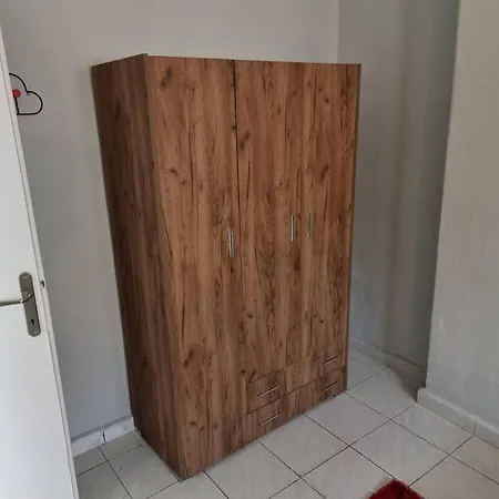 Nest, Warm And Cozy! Apartman