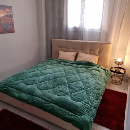 Apartment Nest, Warm And Cozy!